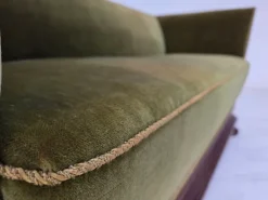 Pamono Danish 2-Seater Sofa in Green Furniture Velour and Oak, 1950s> Couches & Sofas