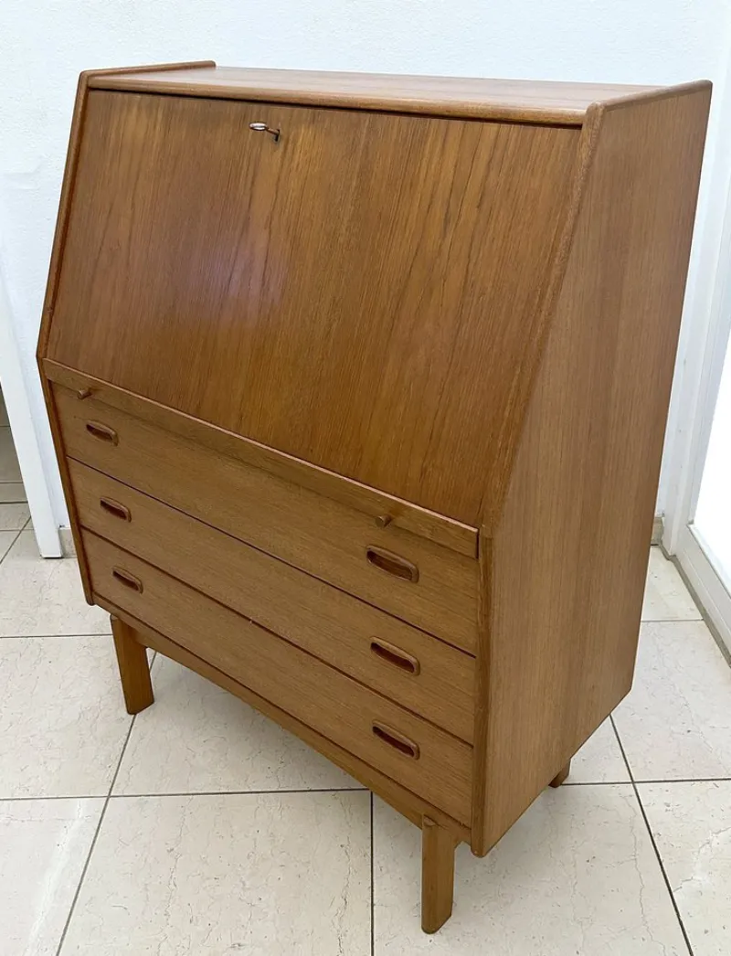 Pamono Danish Secretary in Teak by Bernhard Pedersen & Søn> Secretaires