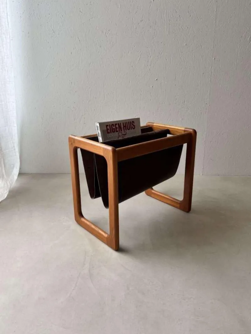 Pamono Danish Teak and Suede Reading Basket from Vildbjerg Møbelfabrik, 1960s> Magazine Racks