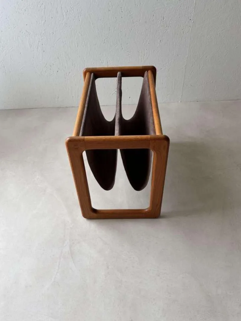 Pamono Danish Teak and Suede Reading Basket from Vildbjerg Møbelfabrik, 1960s> Magazine Racks