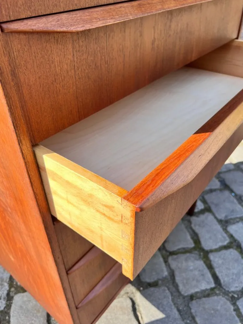 Pamono Danish Teak Chest of Drawers with Lock> Dressers, Commodes & Chests