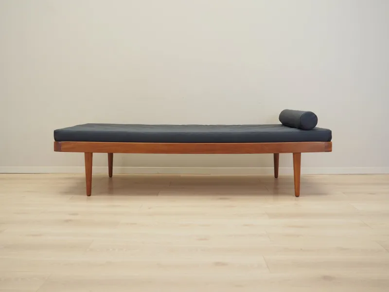 Pamono Danish Teak Daybed, Denmark, 1970s> Daybeds & Chaises Lounges