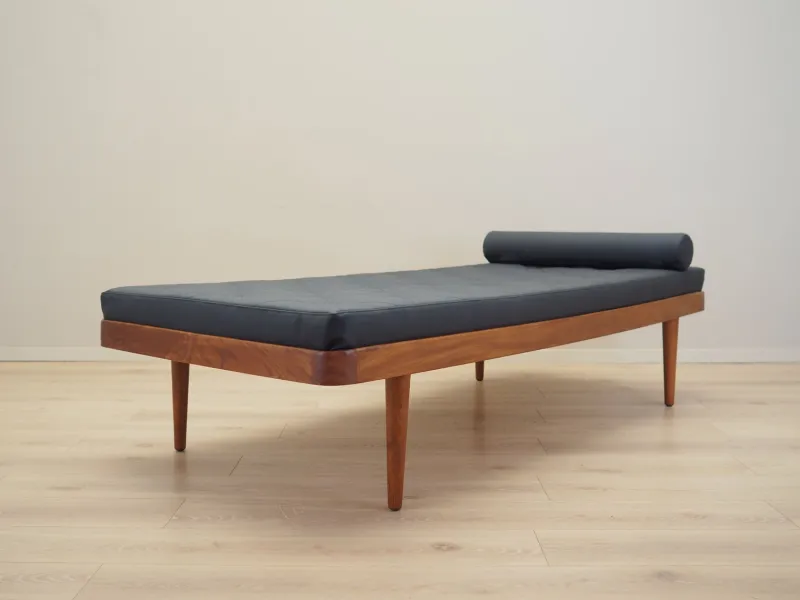 Pamono Danish Teak Daybed, Denmark, 1970s> Daybeds & Chaises Lounges