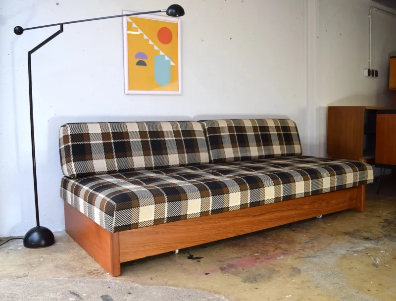 Pamono Danish Teak Daybed, 1970s> Daybeds & Chaises Lounges
