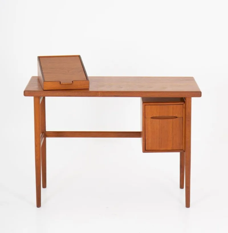 Pamono Danish Vanity Table or Desk in Teak by Kurt Østervig, Denmark> Dressing Tables