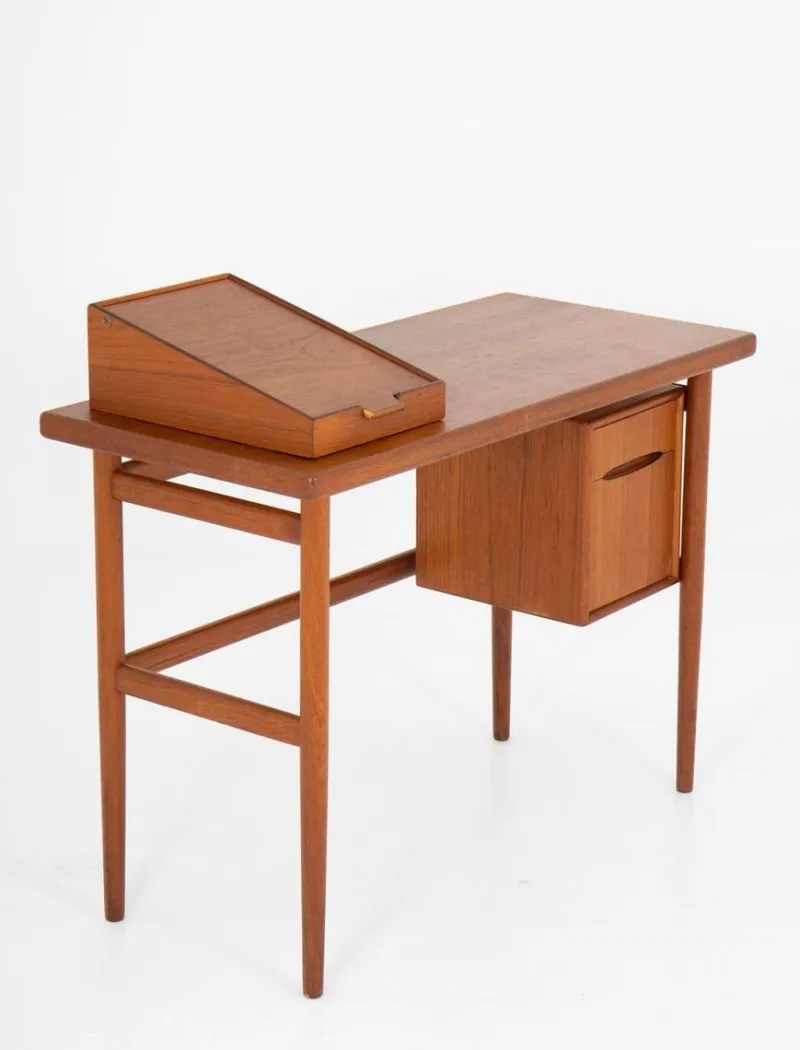Pamono Danish Vanity Table or Desk in Teak by Kurt Østervig, Denmark> Dressing Tables