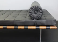 Pamono Daybed in Black Leather by Ludwig Mies Van Der Rohe for Knoll International, 2010s