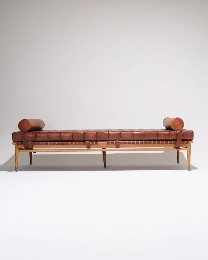 Pamono Daybed in Leather and Wood by Olivier de Schrijver, 1970s> Daybeds & Chaises Lounges