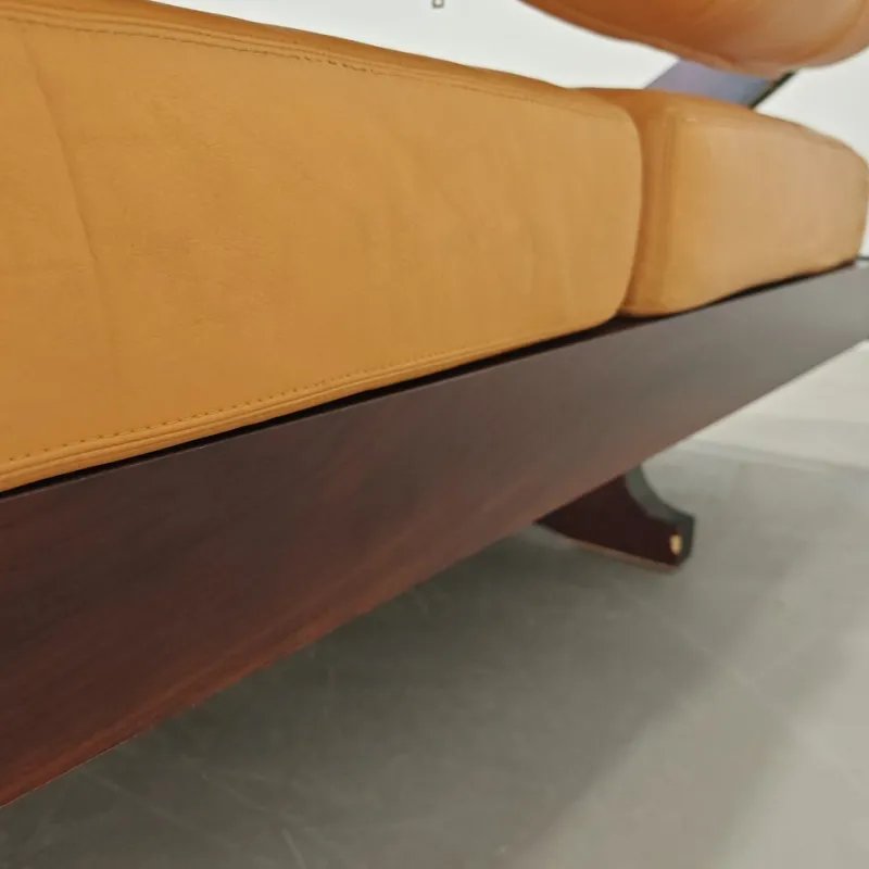Pamono Daybed in Leather and Wood by Gianni Songia for Sormani, 1960s> Daybeds & Chaises Lounges