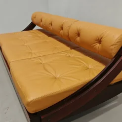 Pamono Daybed in Leather and Wood by Gianni Songia for Sormani, 1960s><noscript><img width=