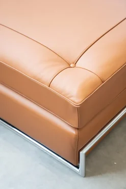 Pamono Daybed Sofa in Cognac Leather by Eileen Gra for Vereinigte Werkstätten Collection, 1980s><noscript><img width=