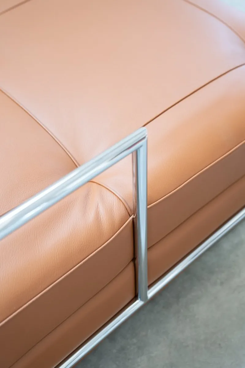 Pamono Daybed Sofa in Cognac Leather by Eileen Gra for Vereinigte Werkstätten Collection, 1980s> Daybeds & Chaises Lounges