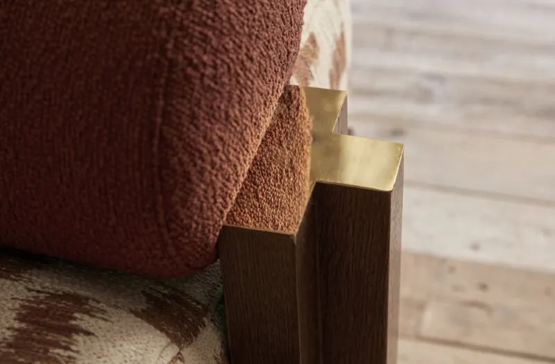 Pamono Daybed with Walnut Structure and Mixed Textile Upholstery with Brass by S+DLH> Seating|Daybeds & Chaises Lounges