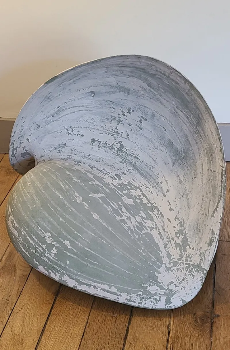 Pamono Debizet Agnes, The Open Almond, 1990, Stoneware> Minimalist