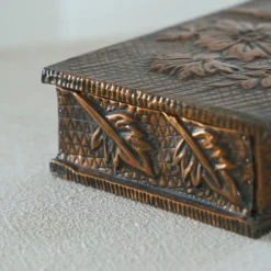 Hot Pamono Decorative Art Deco Box in Hand Hammered Copper, 1930s