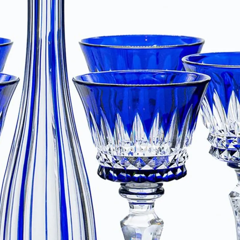 Pamono Deep Blue Overlay Baccarat Crystal Glasses and Decanter, France, 1940s, Set of 7> Glassware
