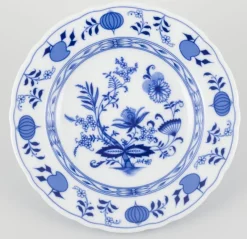 Pamono Deep Porcelain Plates in Blue Onion Pattern from Bavaria, Germany, Set of 6><noscript><img width=