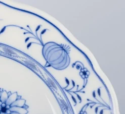 Best Pamono Deep Porcelain Plates with Blue Onion Pattern, Meissen, Germany, Set of 6