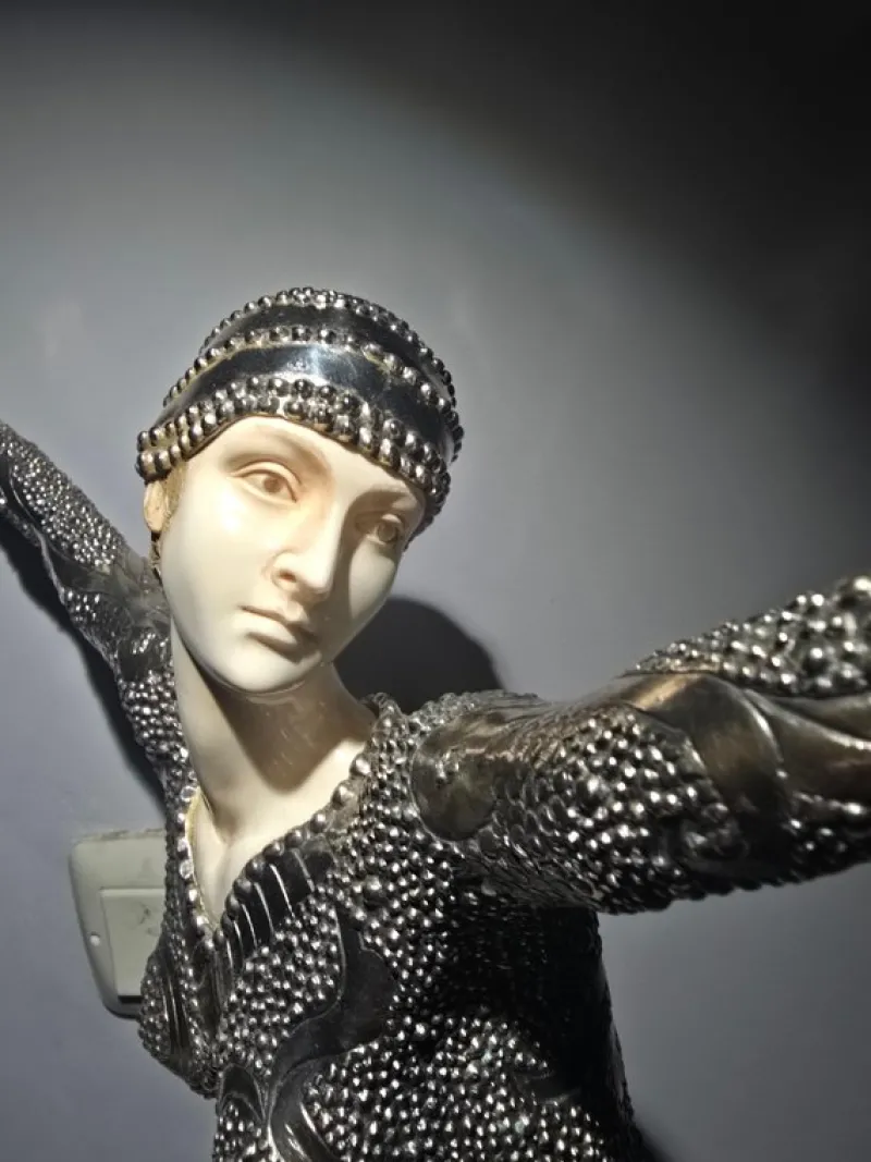 Outlet Pamono Demeter H. Chiparus, Art Deco Figure, 1920, Silvered Bronze