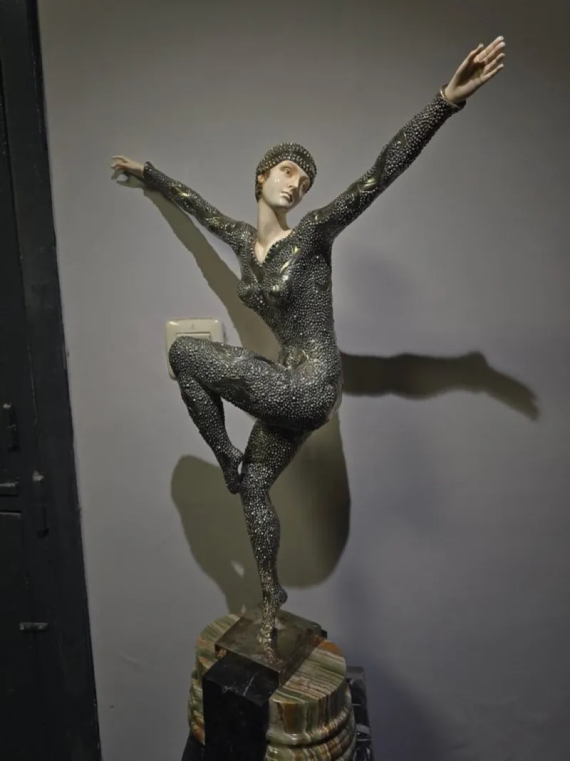 Outlet Pamono Demeter H. Chiparus, Art Deco Figure, 1920, Silvered Bronze