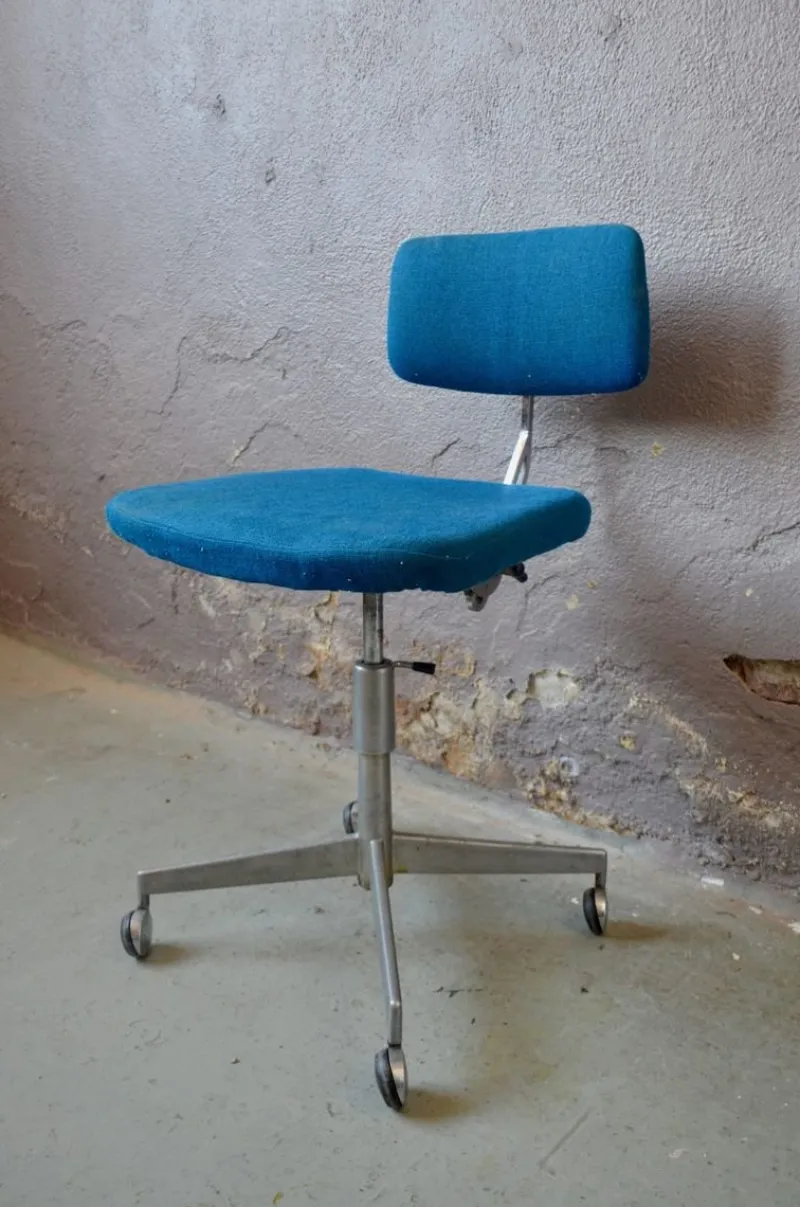 Pamono Desk Chair from Labofa, 1960s
