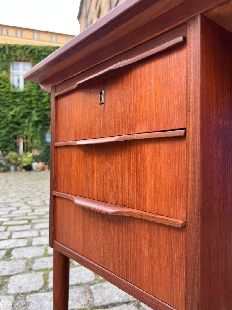 Discount Pamono Desk from Imha Möbel, Denmark