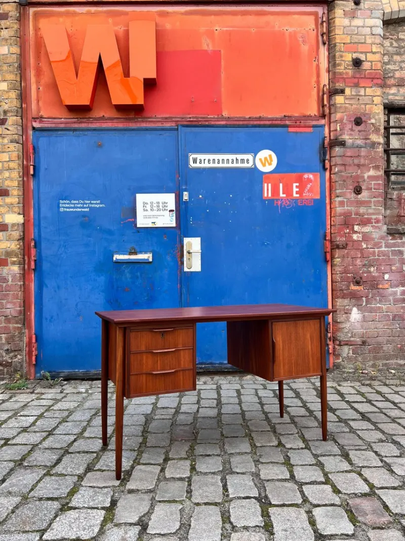 Discount Pamono Desk from Imha Möbel, Denmark