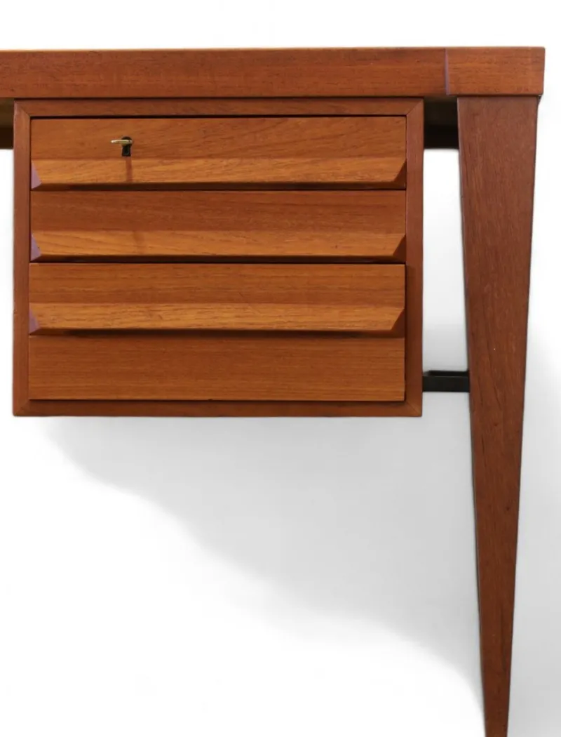 Pamono Desk Model 70 in Teak by Kai Kristiansen for Feldballe Møbelfabrik, 1960s> Desks