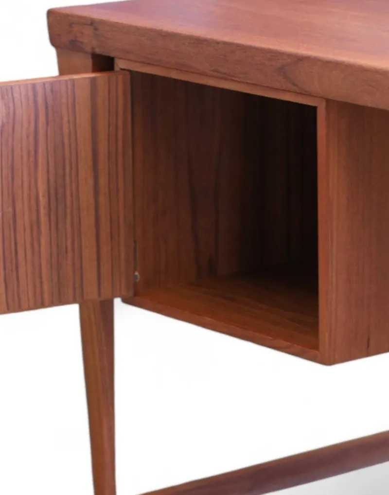 Pamono Desk Model 70 in Teak by Kai Kristiansen for Feldballe Møbelfabrik, 1960s> Desks