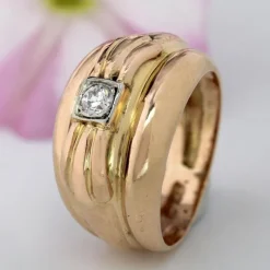 Sale Pamono Diamond 18 Karat Yellow Gold Large Ring, 1950s