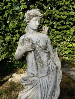 Pamono Diana the Huntress Sculpture in Reconstituted Stone, 1950><noscript><img width=