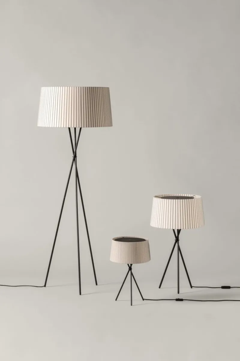 Outlet Pamono Diplomatic Tripod G5 Floor Lamp by Santa & Cole