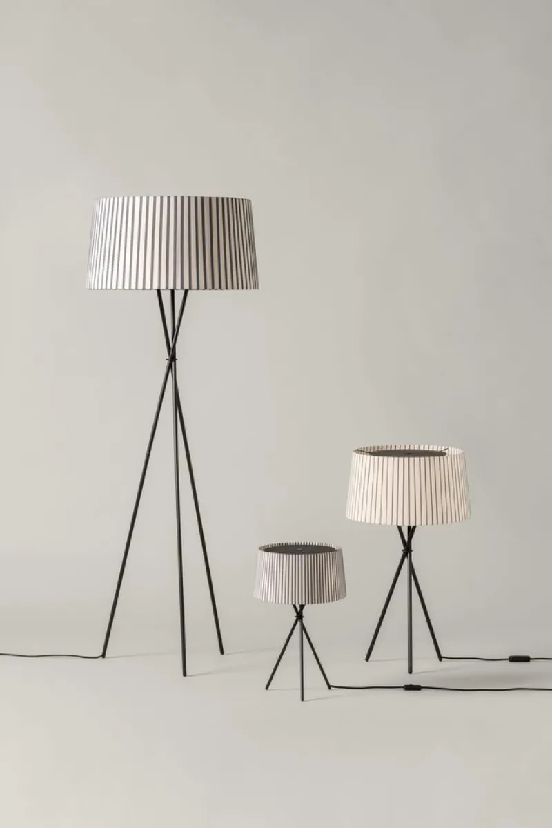 Outlet Pamono Diplomatic Tripod G5 Floor Lamp by Santa & Cole