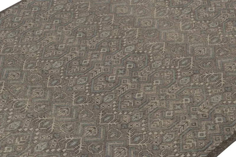 Pamono Distressed Tribal Style Rug from R&K Principal Jahanshah Nazmiyal> Carpets & Textiles|Carpets & Textiles