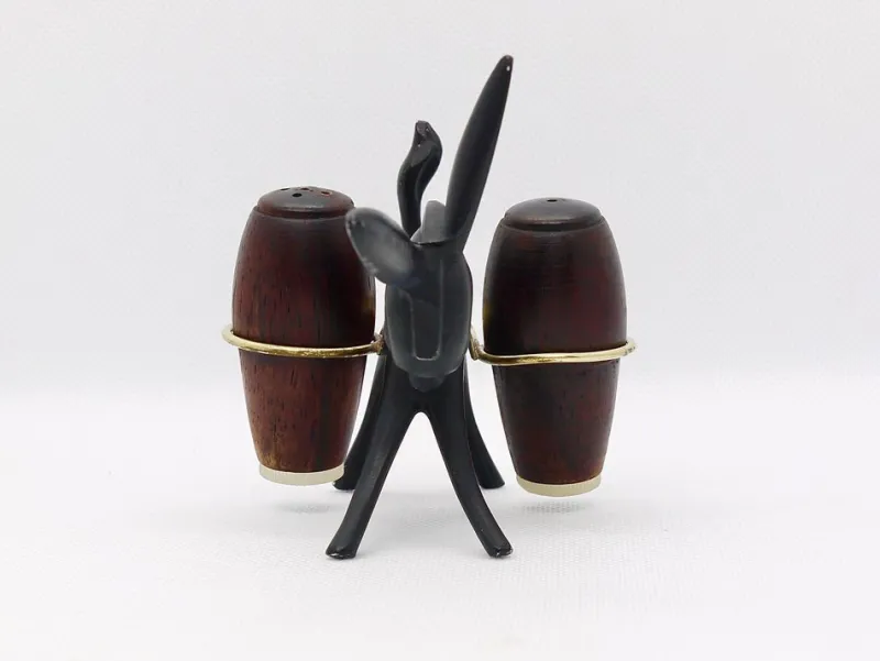 Pamono Donkey Salt and Pepper Shakers with Holder by Walter Bosse for Hertha Baller, Austria, 1950s, Set of 3> Salt & Pepper Shakers