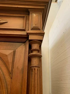 Pamono 2-Door Display Cabinet in Walnut with Detached Columns, 19th Century><noscript><img width=