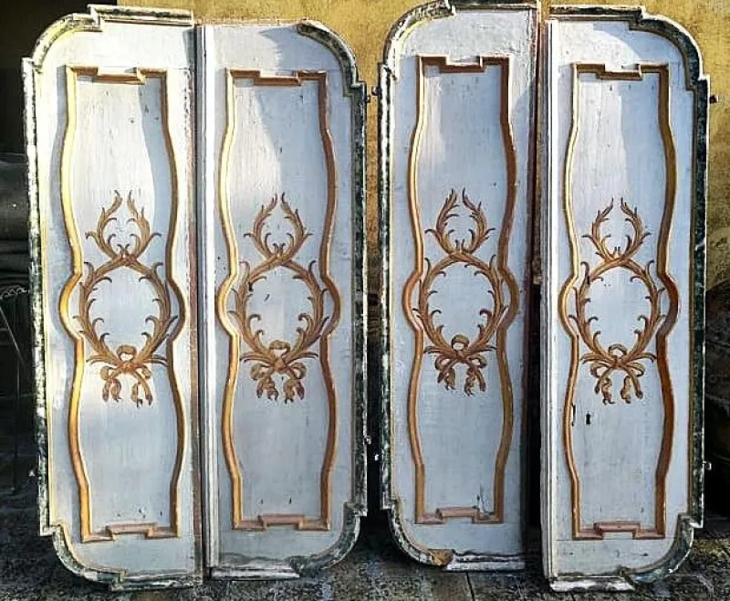 Pamono Doors with Lacquers and Gold Leaf Decorations, Late 17th Century, Set of 2> Architectural Elements