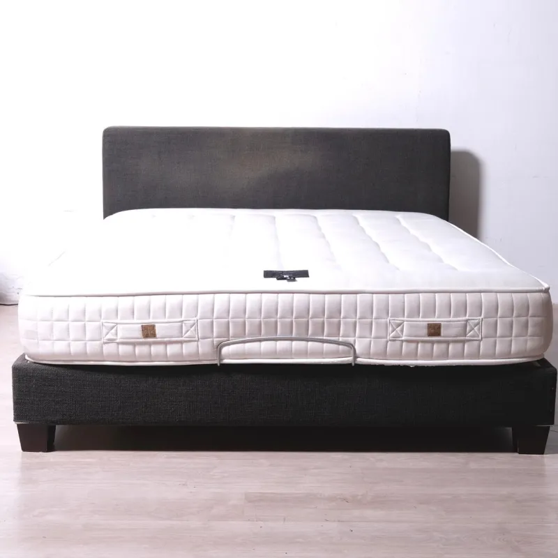 Pamono Double Bed with Motorized Base from Treca Interiors Paris, 2000s> Beds & Bedroom Sets