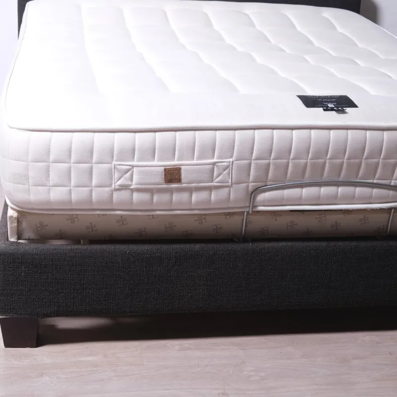 Pamono Double Bed with Motorized Base from Treca Interiors Paris, 2000s> Beds & Bedroom Sets