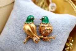 Clearance Pamono Doves Shaped Gold Brooch with Diamonds