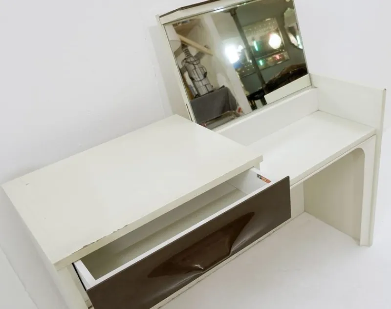 Pamono Dressing Table by Raymond Loewy for Doubinsky Frères, 1960s> Dressing Tables