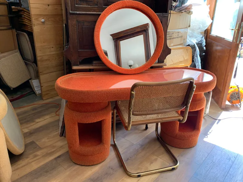 Discount Pamono Dressing Table from Kecskemét Furniture Sales Company with Bauhaus Brass Chairs, 1975, Set of 3