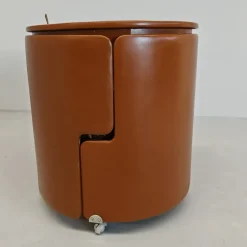 Pamono Dressing Table with Dilly Dally Brown Leather Armchair by Luigi Massoni for Frau, 1970s, Set of 2><noscript><img width=