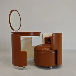 Pamono Dressing Table with Dilly Dally Brown Leather Armchair by Luigi Massoni for Frau, 1970s, Set of 2><noscript><img width=