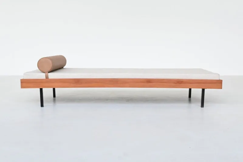 Pamono Dutch Daybed in Teak with Metal and Wool, 1960> Daybeds & Chaises Lounges