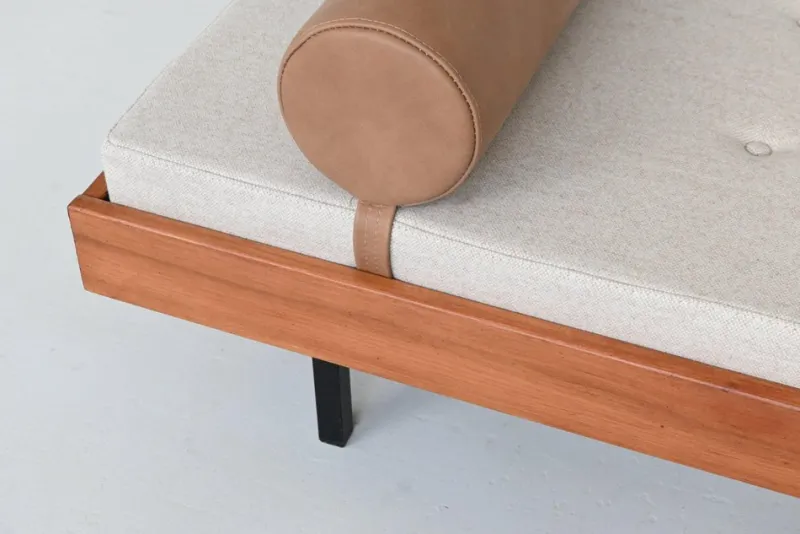 Pamono Dutch Daybed in Teak with Metal and Wool, 1960> Daybeds & Chaises Lounges