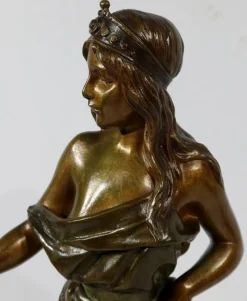 Pamono E. Villanis, Talisman, Early 20th Century, Bronze> Art Nouveau
