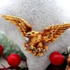 Hot Pamono Eagle Gold Brooch with Reliefs and Diamond Tip