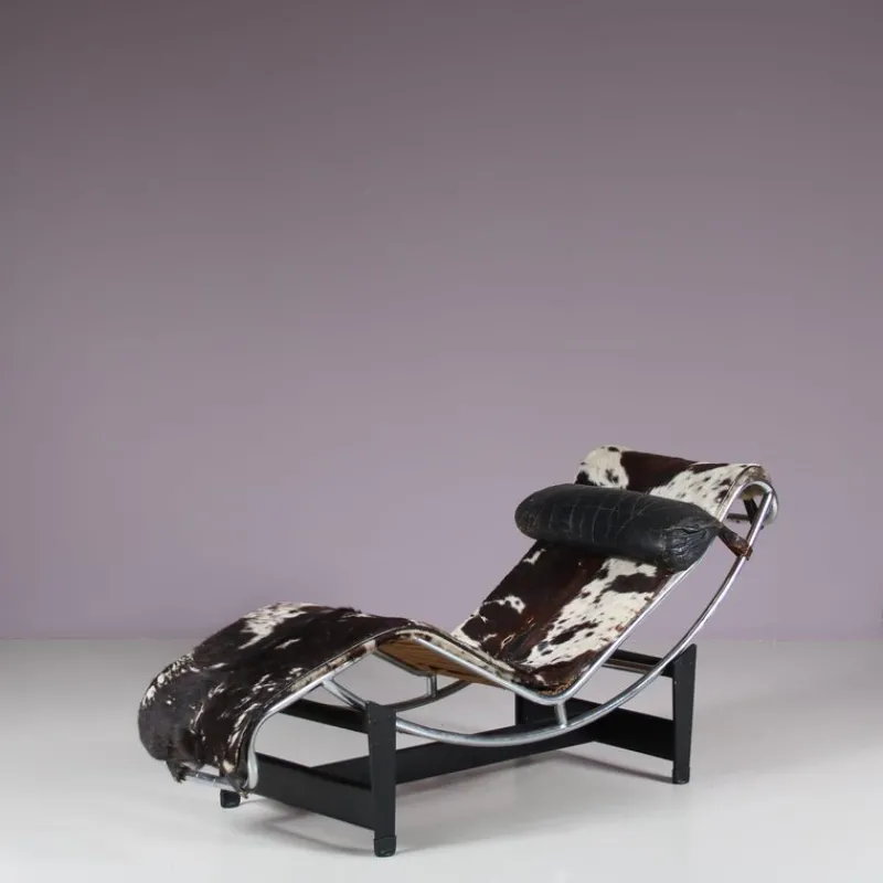 Pamono Early LC4 Chaise Longue by Le Corbusier, Pierre Jeanneret, and Charlotte Perriand, France, 1930s