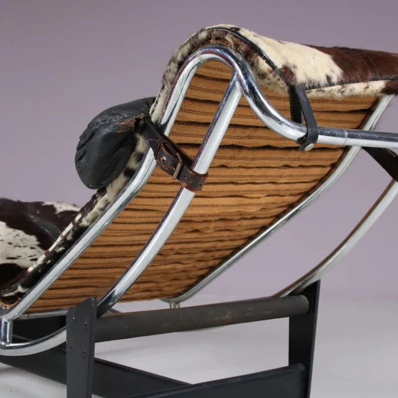 Pamono Early LC4 Chaise Longue by Le Corbusier, Pierre Jeanneret, and Charlotte Perriand, France, 1930s